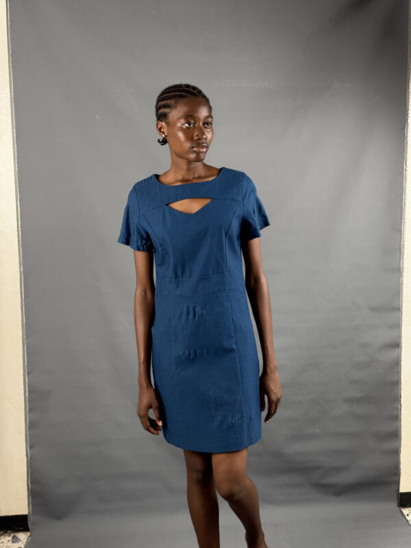 Sophisticated cobalt blue dress - Image 3