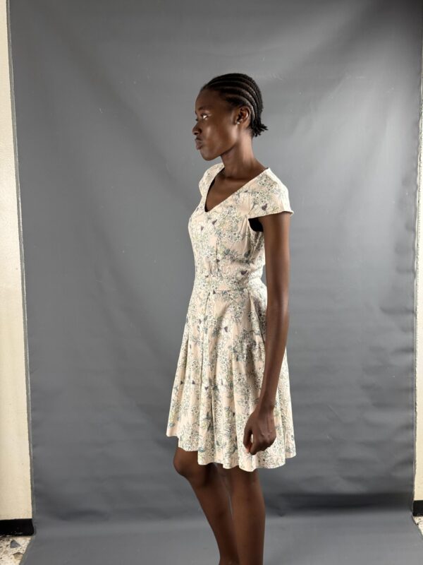 Romantic cream floral dress - Image 4
